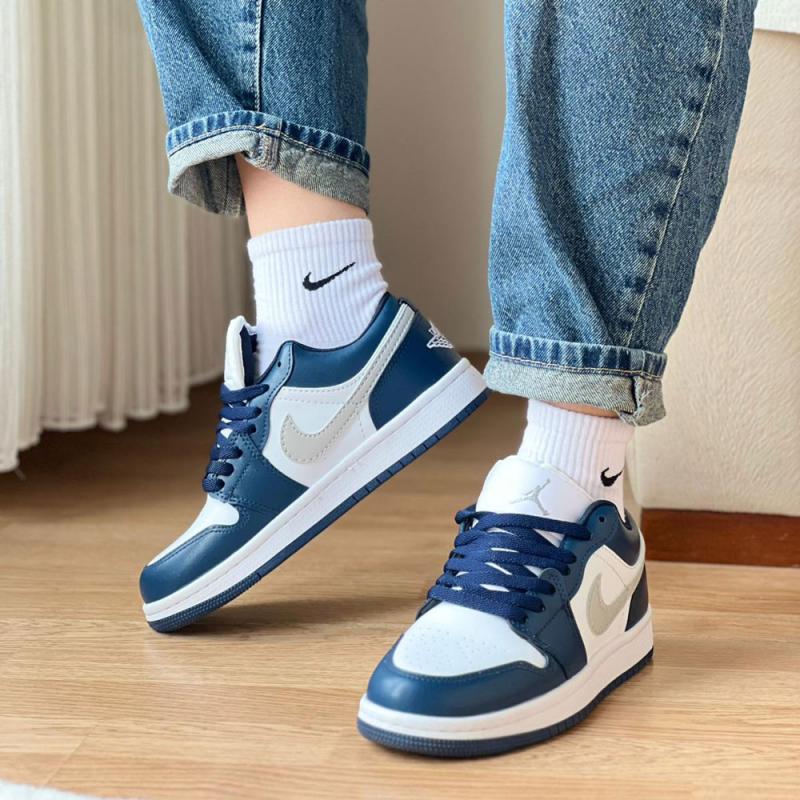 Nike Jordan Lacivert