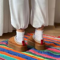 Tazz Tüylü Kadın Bot Taba